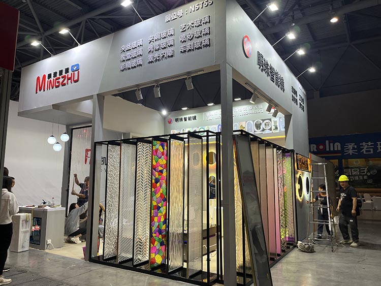 轻奢背景墙玄关隔断