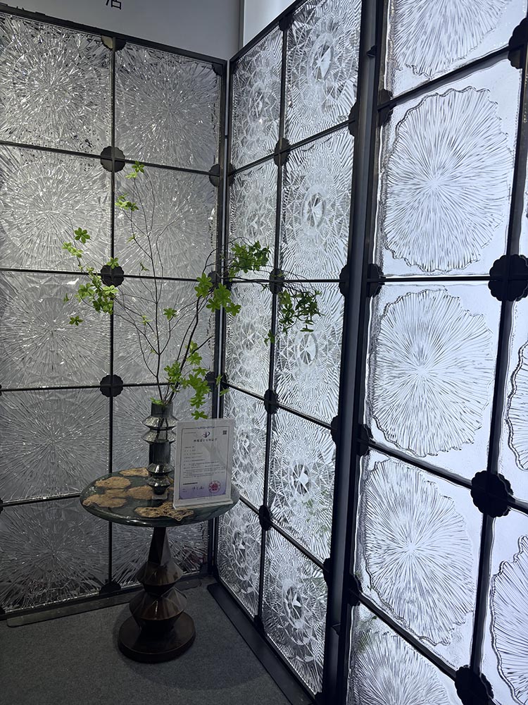 实木水纹玻璃屏风隔断