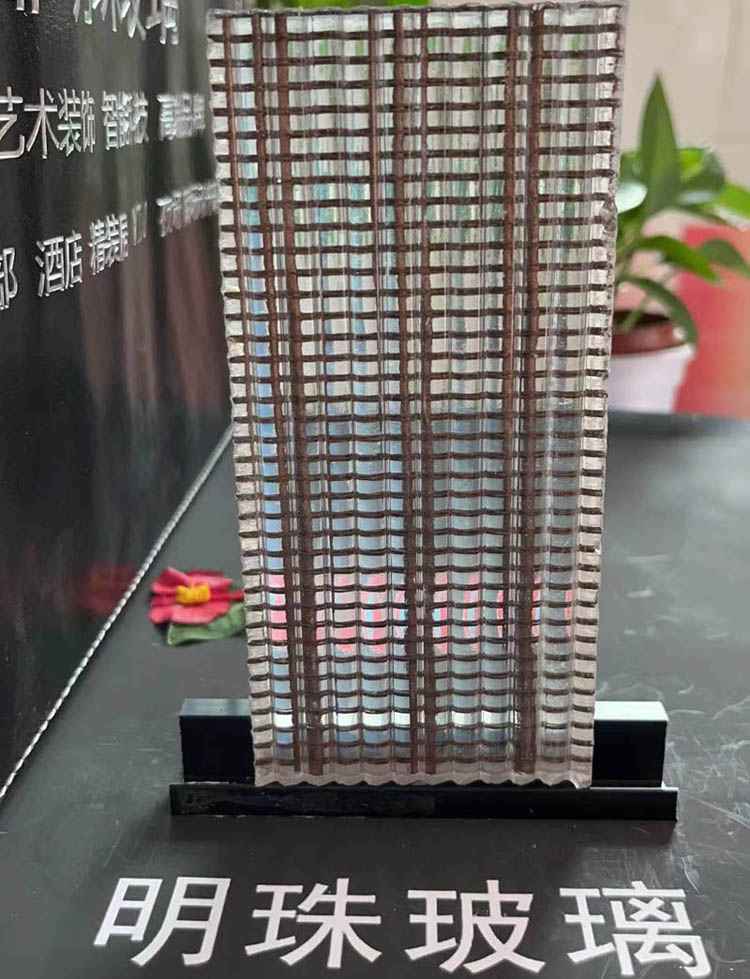上海商场夹丝玻璃加工厂家