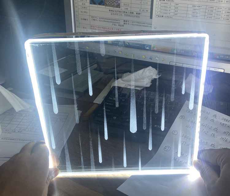 玄关水晶立体雕刻激光内雕护栏玻璃