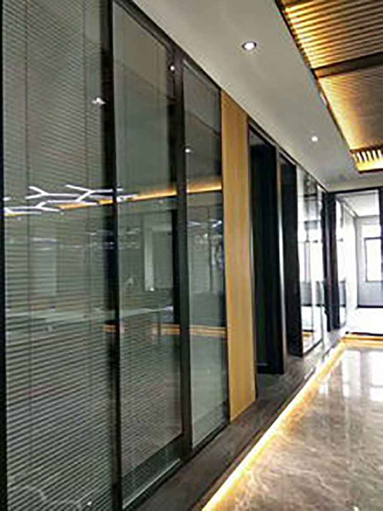 电梯玻璃工地工装装饰玻璃