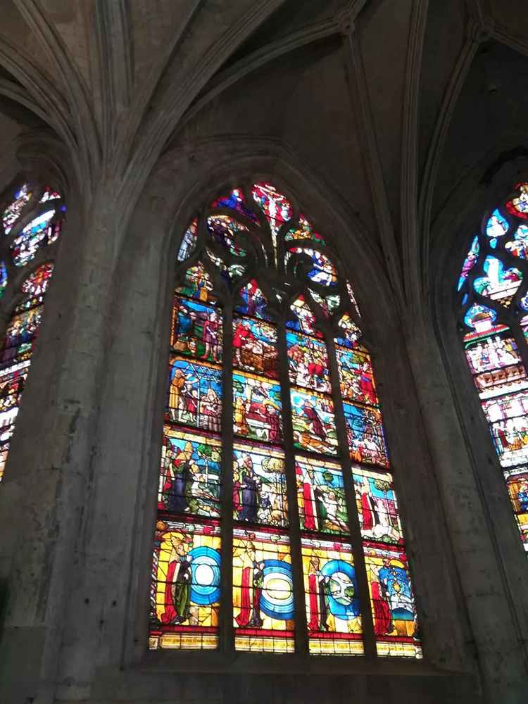 聊城代加工教堂彩绘玻璃