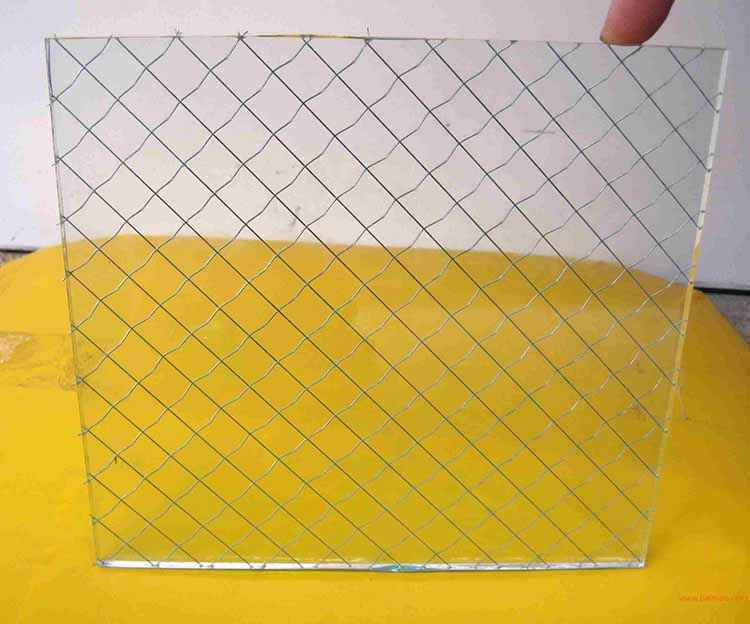 阜阳半透明夹丝玻璃一平多少钱
