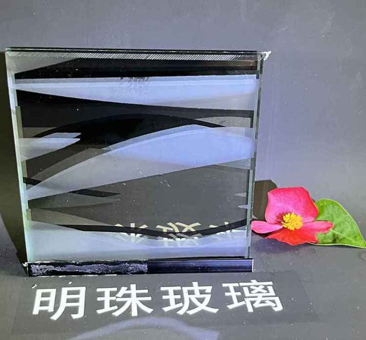 郑州夹丝玻璃隔断屏风